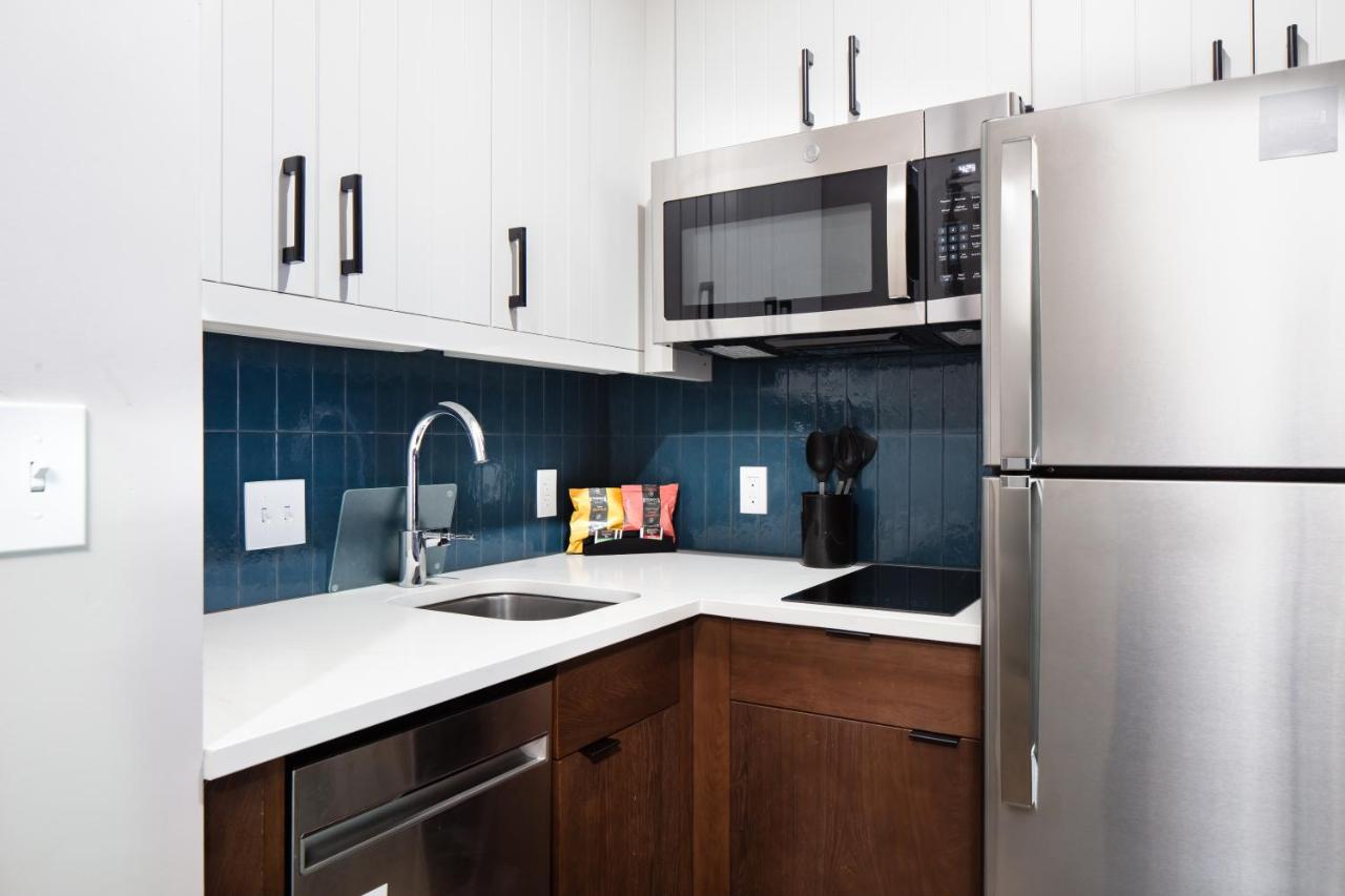 Staybridge Suites,IA